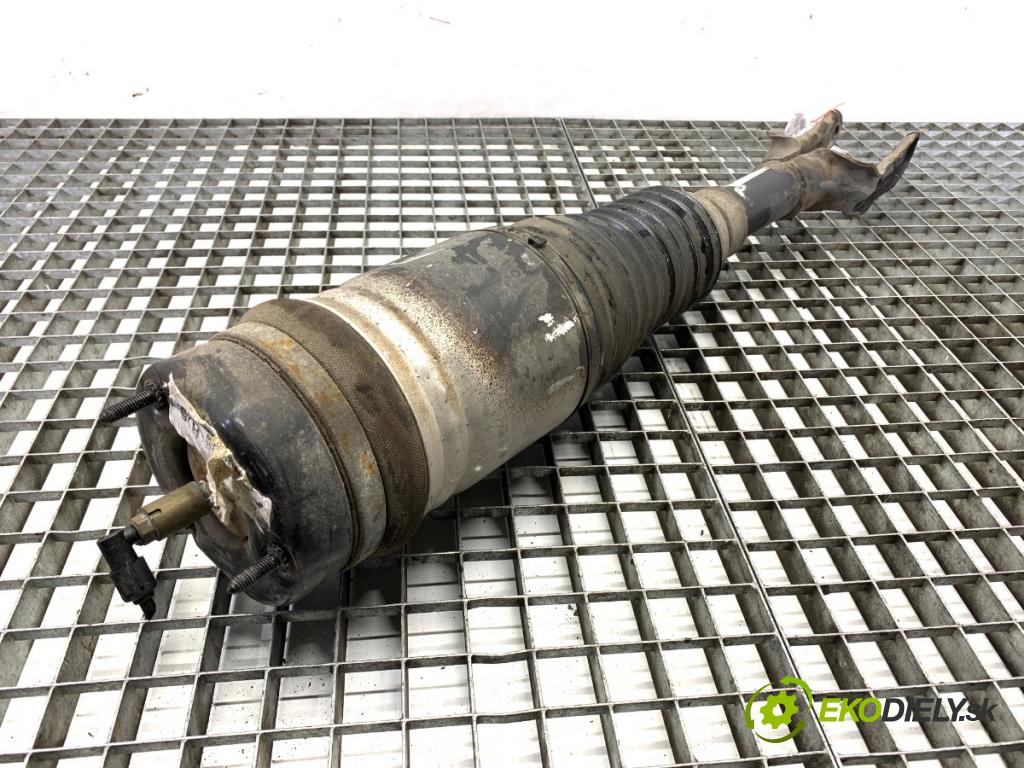 JEEP GRAND CHEROKEE WK SUV 2015 184 kW 3.0 CRD V6 4x4 2987 tlumič pravý přední část 68231881AA