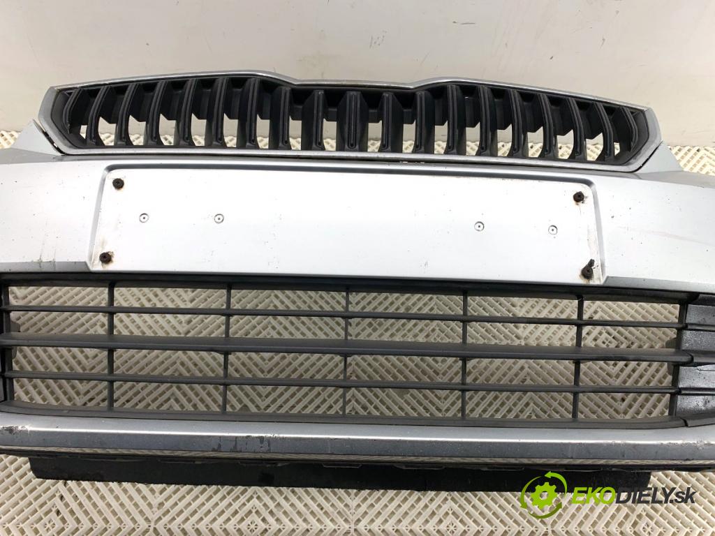 SKODA FABIA III Kombi 2017 77 kW 1.4 TDI 1422 nárazník přední část LA7W (Klika dveří ostatní)