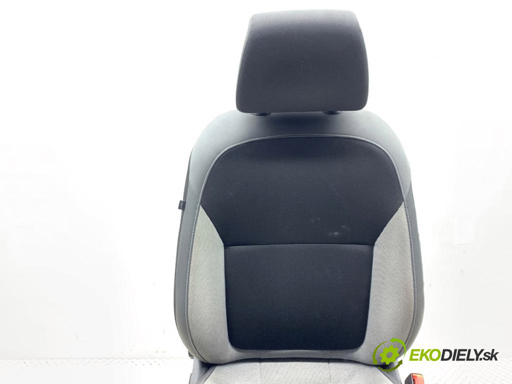 SKODA FABIA III Kombi 2017 77 kW 1.4 TDI 1422 sedadlo pravý přední část