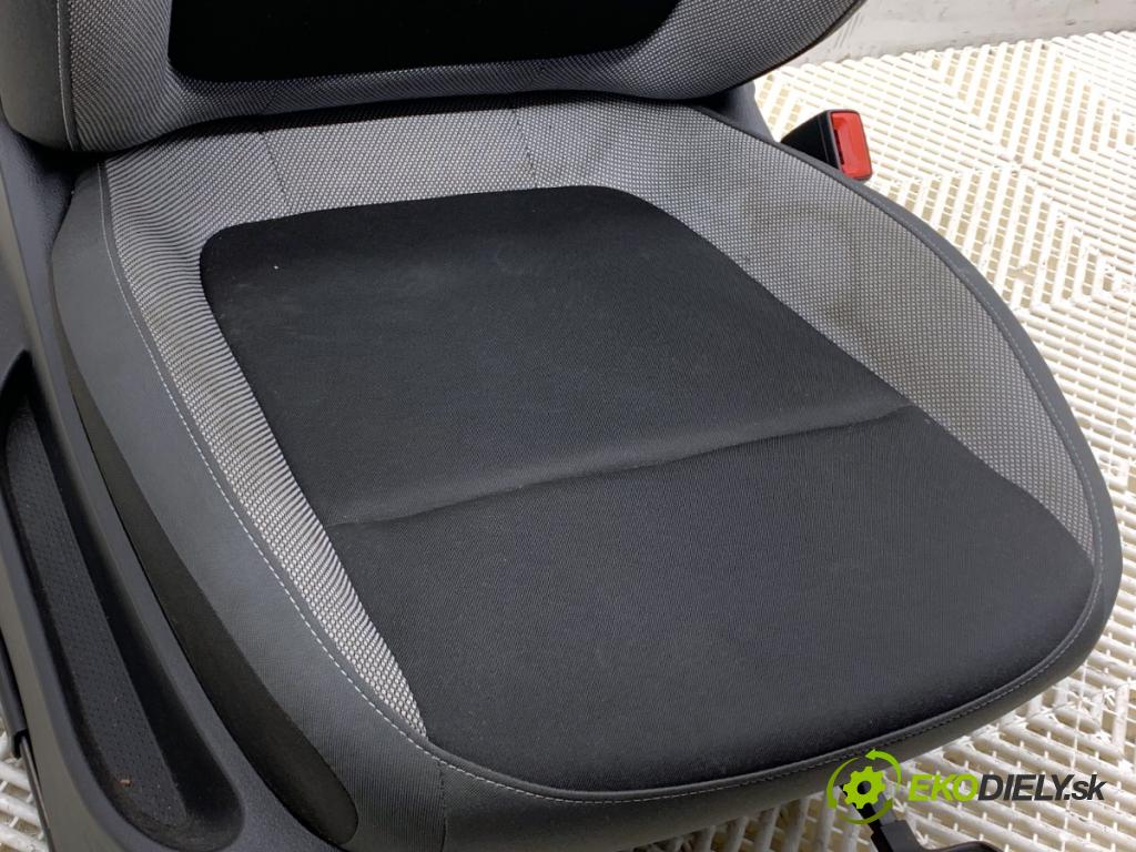 SKODA FABIA III Kombi 2017 77 kW 1.4 TDI 1422 sedadlo pravý přední část