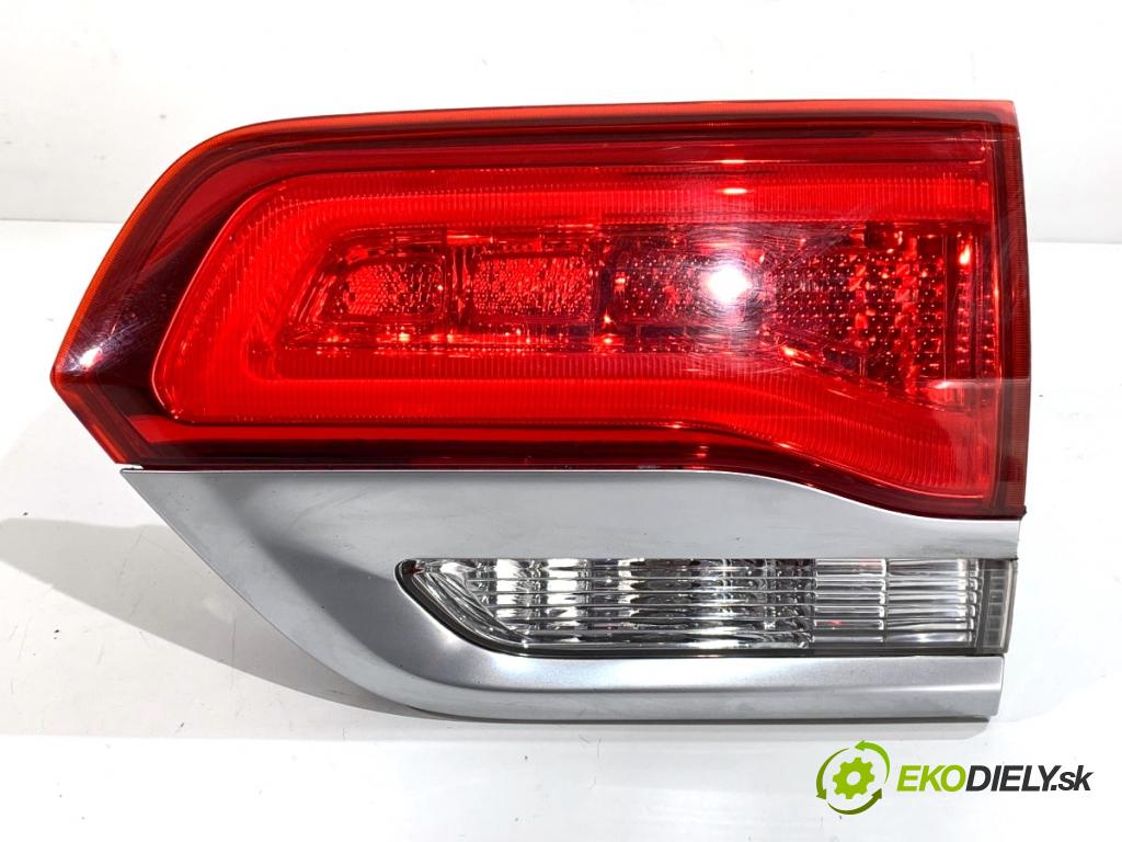 JEEP GRAND CHEROKEE WK SUV 2015 184 kW 3.0 CRD V6 4x4 2987 světlo pravý zadní část vnitřní P68236136AA