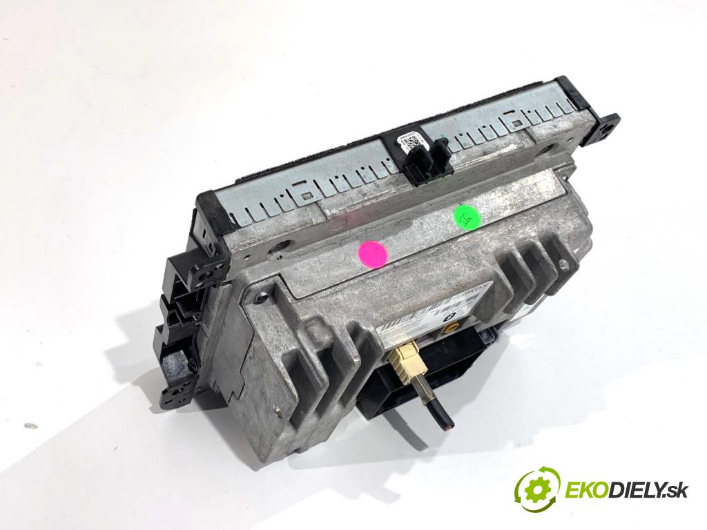 JEEP GRAND CHEROKEE WK SUV 2015 184 kW 3.0 CRD V6 4x4 2987 Dislpej 68238626AF (Prístrojová doska)