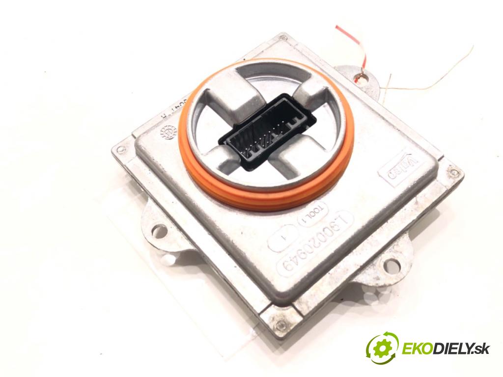 JEEP GRAND CHEROKEE WK SUV 2015 184 kW 3.0 CRD V6 4x4 2987 Menič XENON 90035854 (Riadiaca jednotka xenónu)