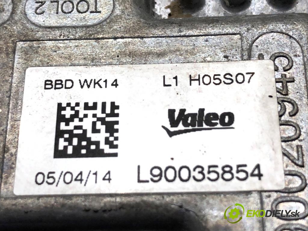 JEEP GRAND CHEROKEE WK SUV 2015 184 kW 3.0 CRD V6 4x4 2987 Menič XENON 90035854 (Riadiaca jednotka xenónu)