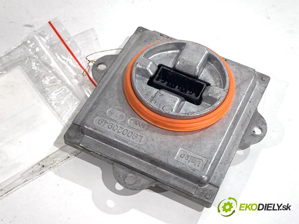 JEEP GRAND CHEROKEE WK SUV 2015 184 kW 3.0 CRD V6 4x4 2987 Menič XENON 90035854 (Riadiaca jednotka xenónu)