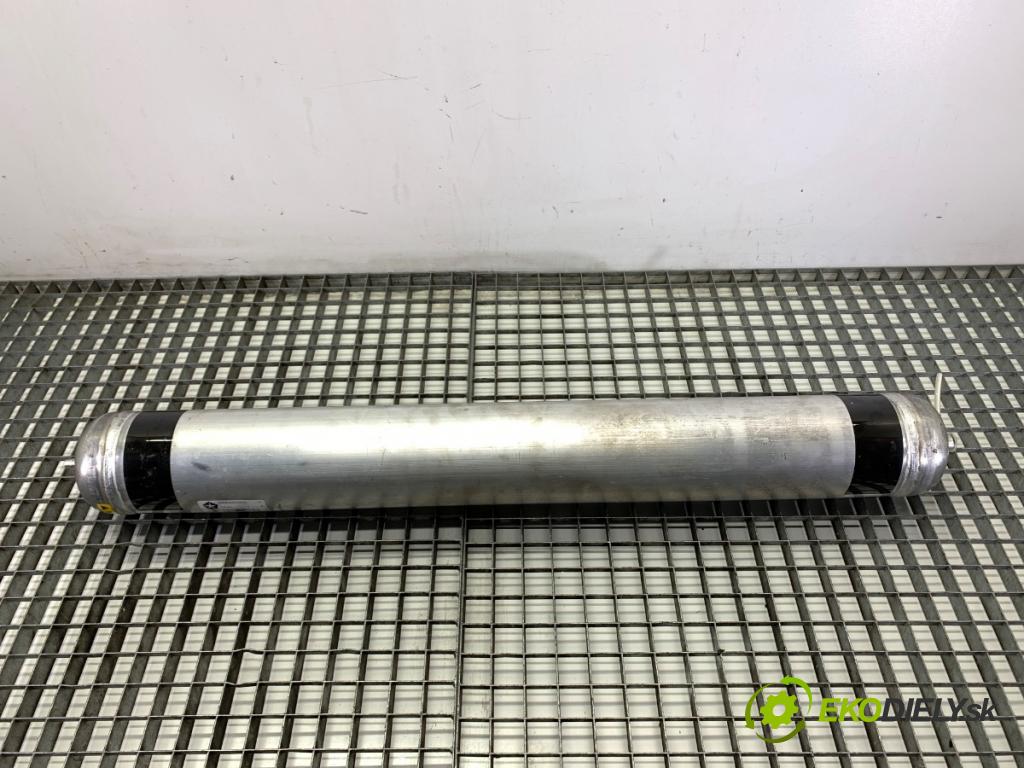 JEEP GRAND CHEROKEE WK SUV 2015 184 kW 3.0 CRD V6 4x4 2987 Nádržka vzduchu nápravy 68064343AC