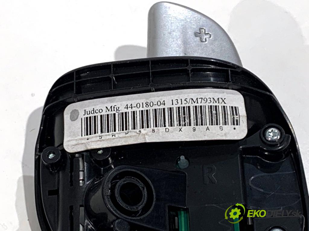 JEEP GRAND CHEROKEE WK SUV 2015 184 kW 3.0 CRD V6 4x4 2987 lopatky: 5RP99DX9AB