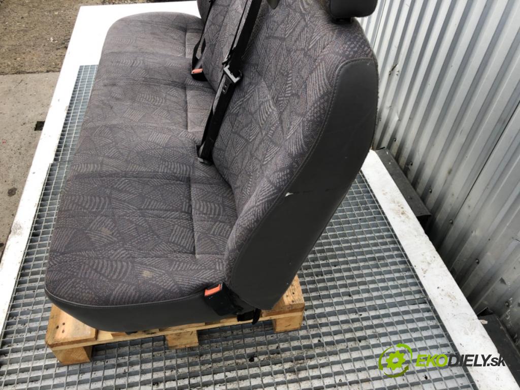 FORD TRANSIT IV Autobus 2004 92 kW 2.0 TDCi (F_F_, F_E_, F_G_) 1998 Sedadlo druhý rad
