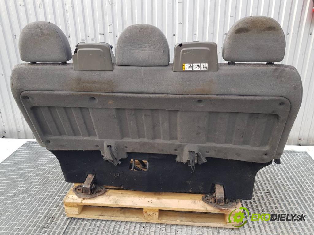 FORD TRANSIT IV Autobus 2004 92 kW 2.0 TDCi (F_F_, F_E_, F_G_) 1998 Sedadlo druhý rad
