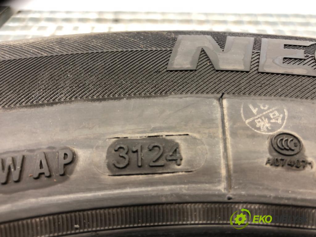 --- ---      PNEUMATIKA: zima 2X 195/65 15" NEOLIN: