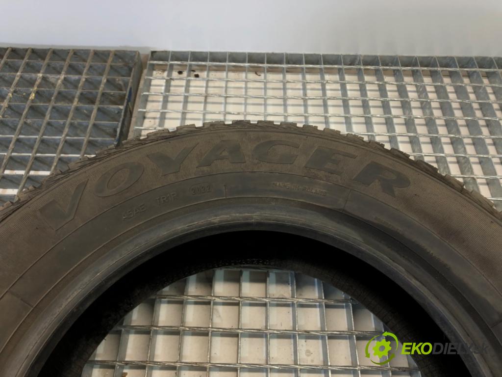 --- --- PNEUMATIKA: zima 2X 195/65 15" VOYAGER