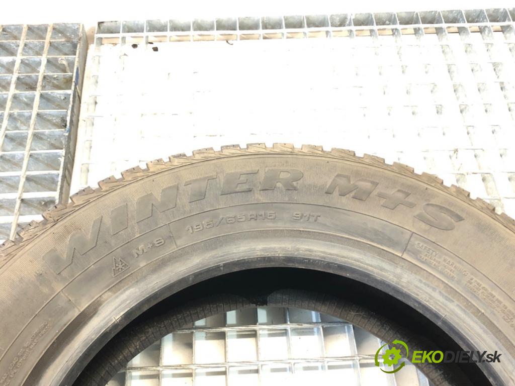 --- --- PNEUMATIKA: zima 2X 195/65 15" VOYAGER