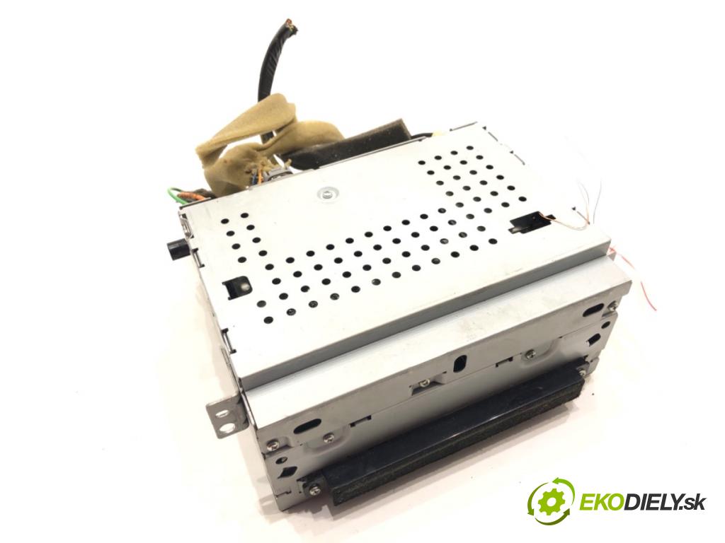 VOLVO S80 II sedan 2006 232 kW 4.4 V8 AWD 4414 RADIO 669070818 (Audio zařízení)