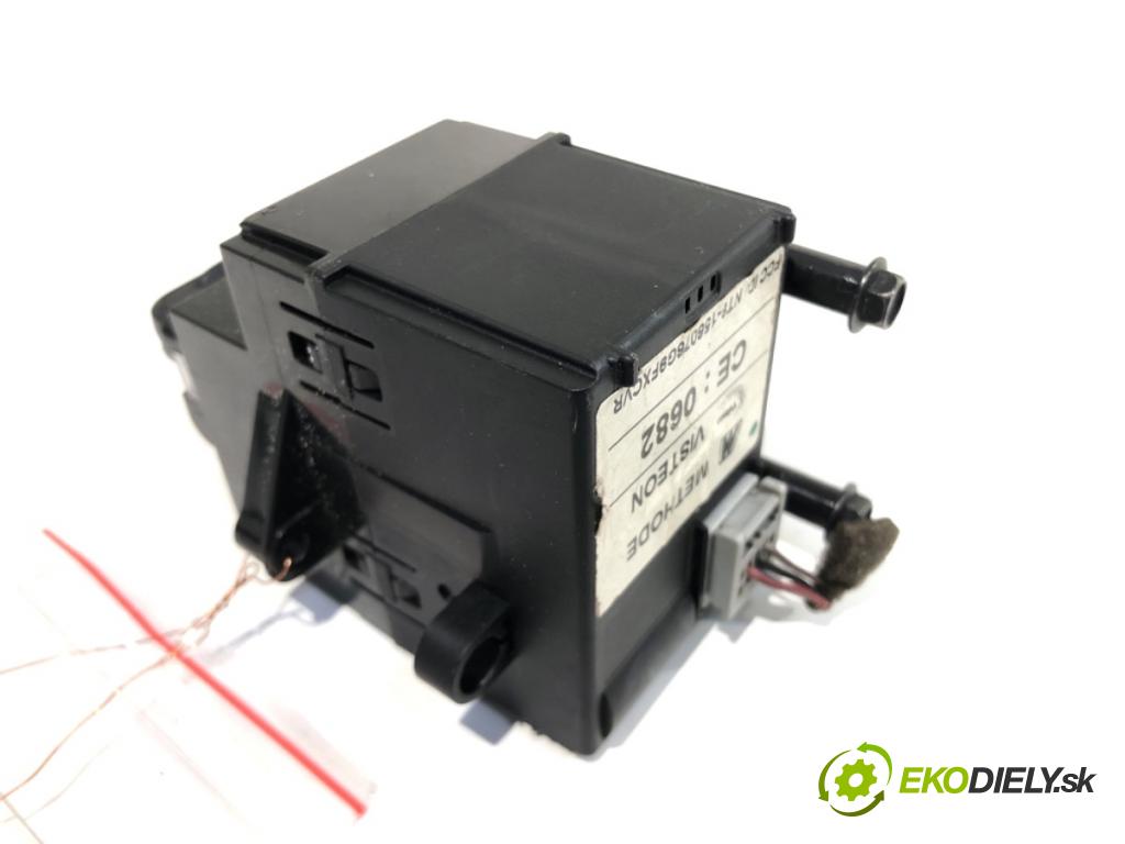 VOLVO S80 II sedan 2006 232 kW 4.4 V8 AWD 4414 spinačka 6G9N-11572-BG (Spínacia skrinka)