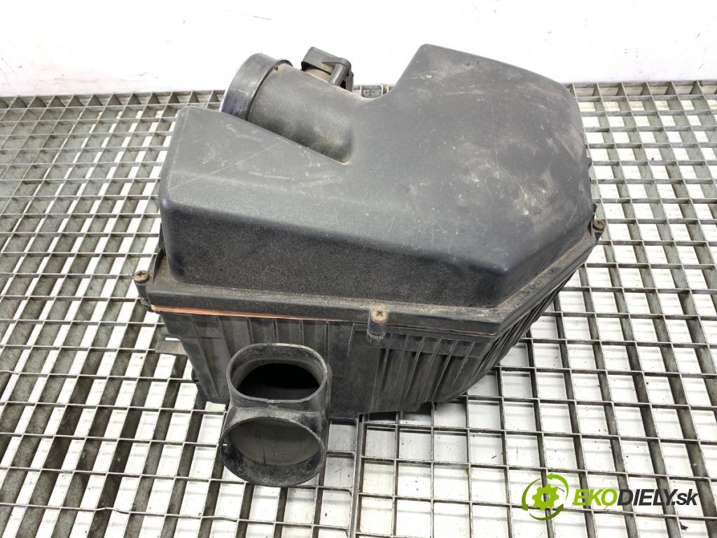 VOLVO S80 II sedan 2006 232 kW 4.4 V8 AWD 4414 Obal filtra vzduchu 30748211 (Obal vzduchového filtra)