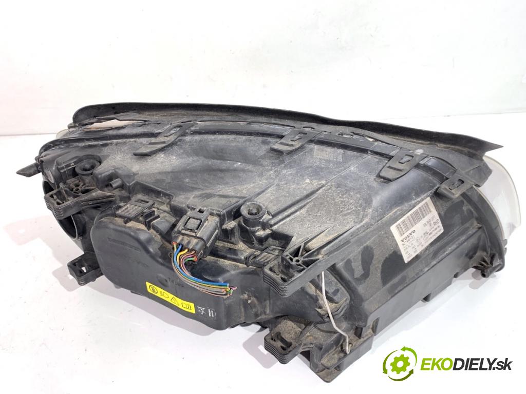 VOLVO S80 II sedan 2006 232 kW 4.4 V8 AWD 4414 Svetlomet ľavy predný 30796131