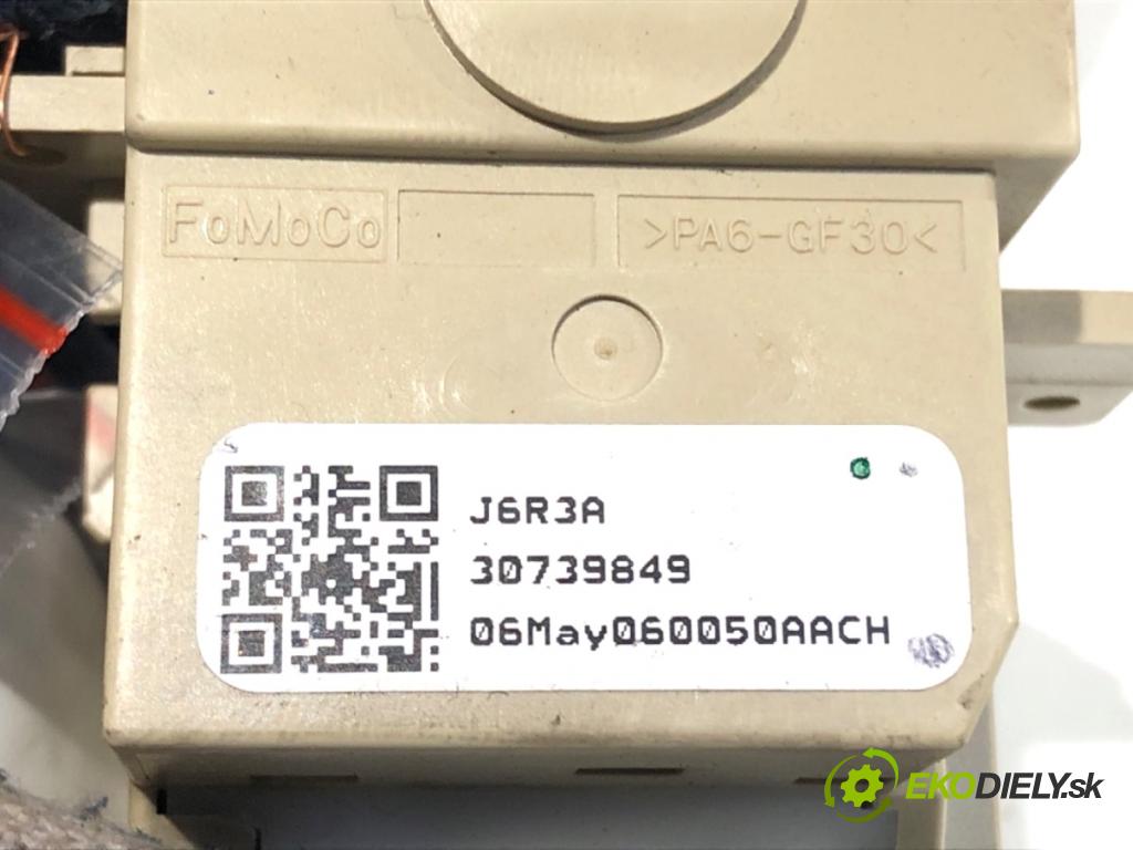 VOLVO S80 II sedan 2006 232 kW 4.4 V8 AWD 4414 Prepínač smeroviek 30739849 (Prepínacie páčky pod volantom)