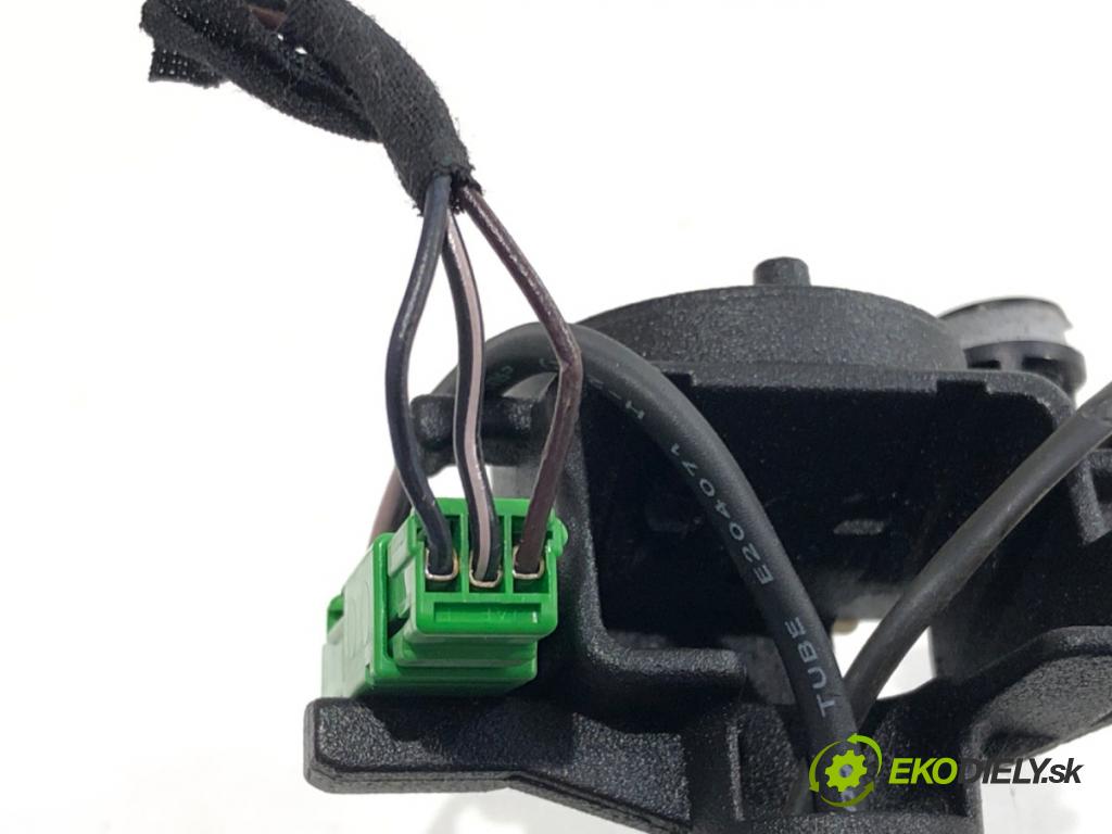 VOLVO S80 II sedan 2006 232 kW 4.4 V8 AWD 4414 zpětné zrcátko vnitřní 30745002 (Vnitřní zpětné zrcátko)