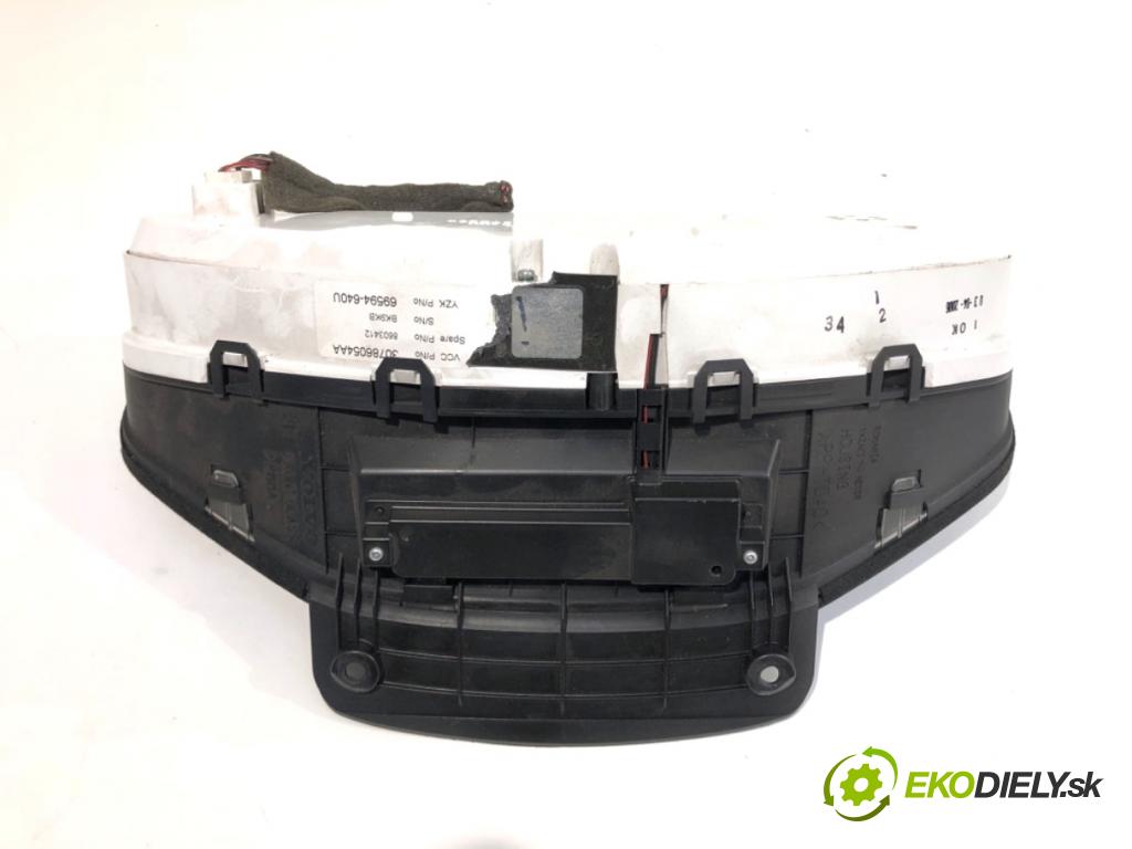 VOLVO S80 II sedan 2006 232 kW 4.4 V8 AWD 4414 Prístrojovka 30786054AA (Prístrojová doska)