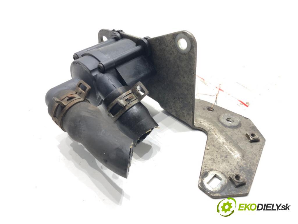 VOLVO V90 II Kombi 2018 110 kW D3 1969 DALŠÍ: Pumpa vody 31368042 (Vodná pumpa)