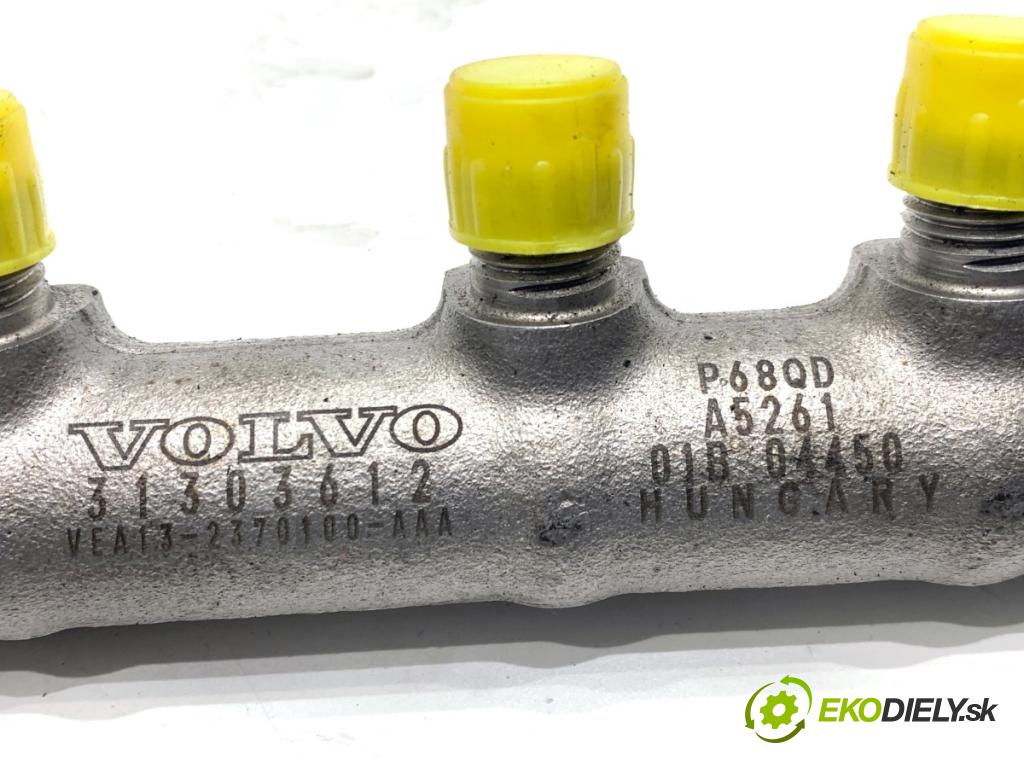 VOLVO V90 II Kombi 2018 110 kW D3 1969 Lišta vstrekovacia 31303612 (Vstrekovacia lišta)