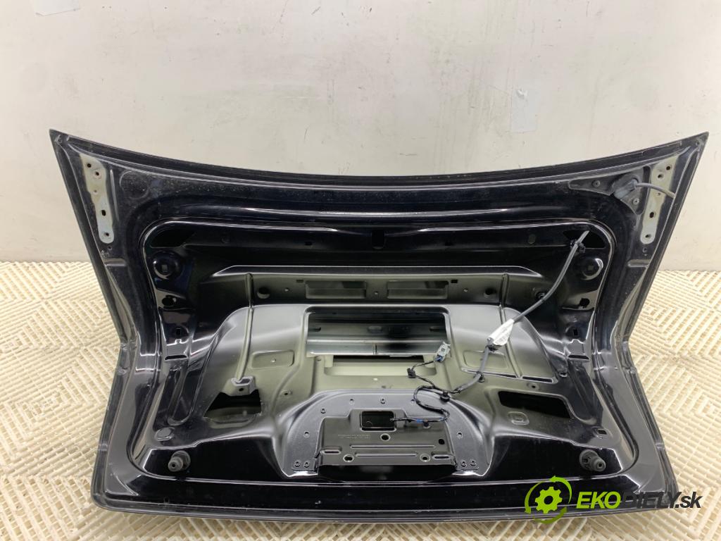 VOLVO S80 II sedan 2006 232 kW 4.4 V8 AWD 4414 kapota zadní část