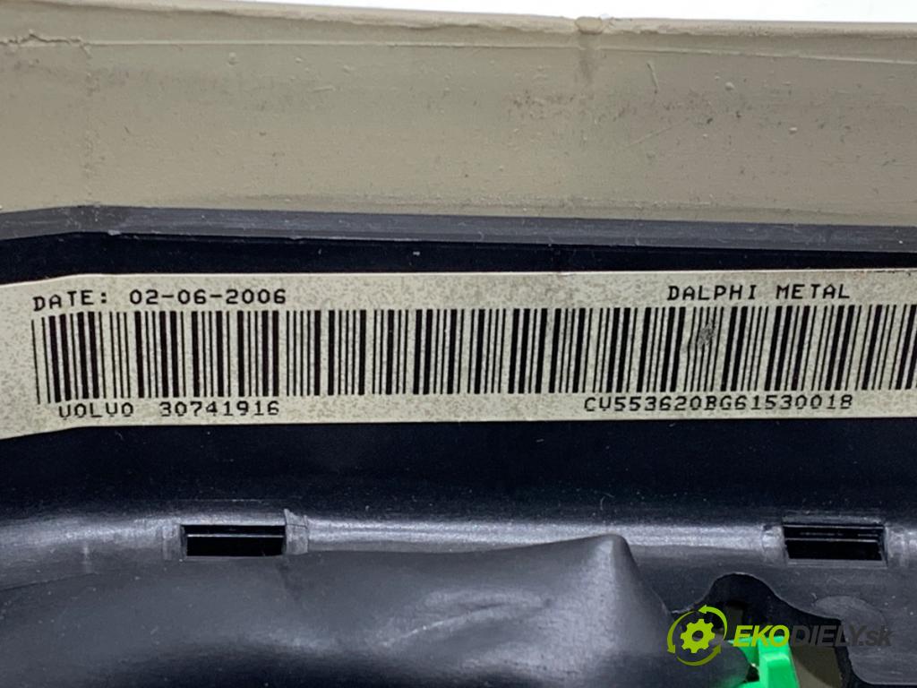 VOLVO S80 II sedan 2006 232 kW 4.4 V8 AWD 4414 Volant 30741916 (Volant)