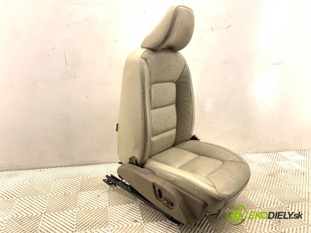 VOLVO S80 II sedan 2006 232 kW 4.4 V8 AWD 4414 Sedadlo pravy predný