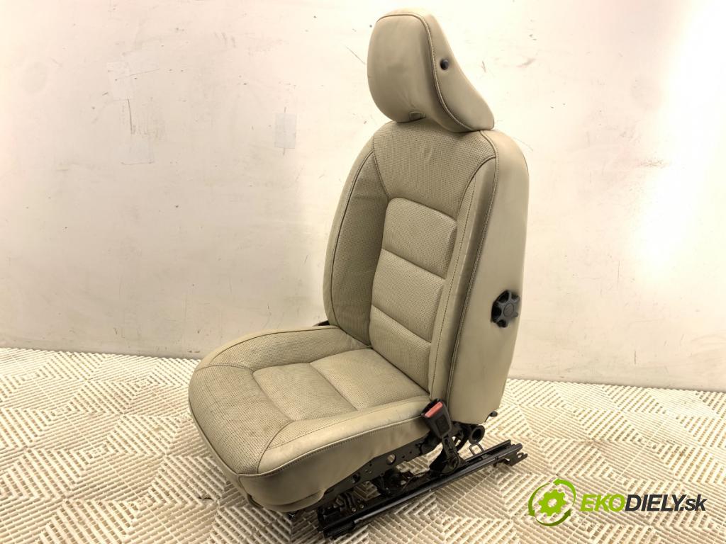 VOLVO S80 II sedan 2006 232 kW 4.4 V8 AWD 4414 Sedadlo pravy predný