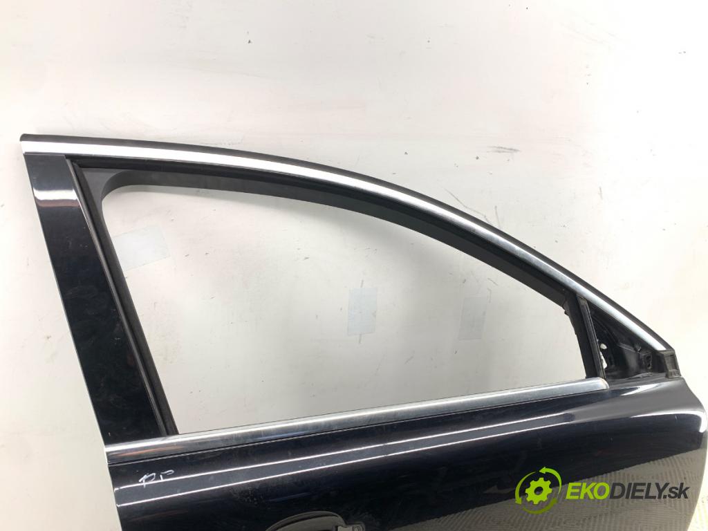 VOLVO S80 II sedan 2006 232 kW 4.4 V8 AWD 4414 dveře pravý přední část