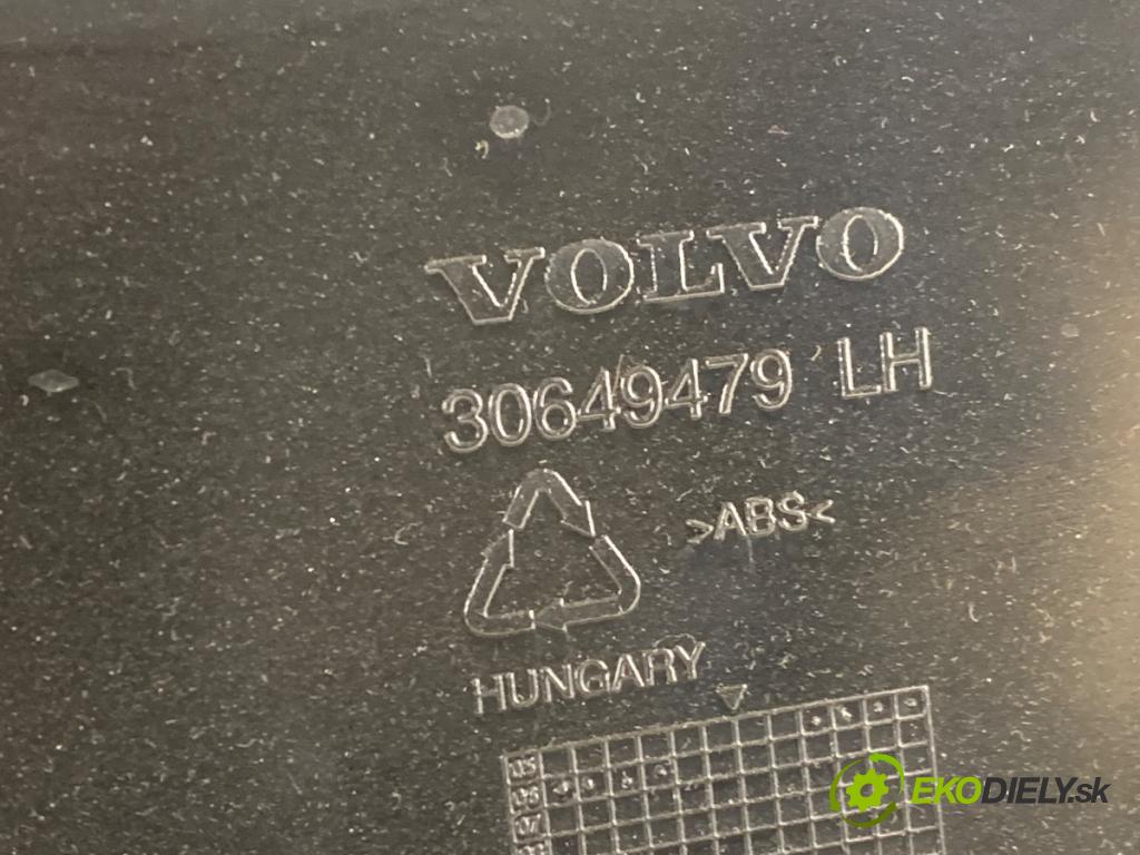 VOLVO S80 II sedan 2006 232 kW 4.4 V8 AWD 4414 čalúnenie Dvere ľavy predný