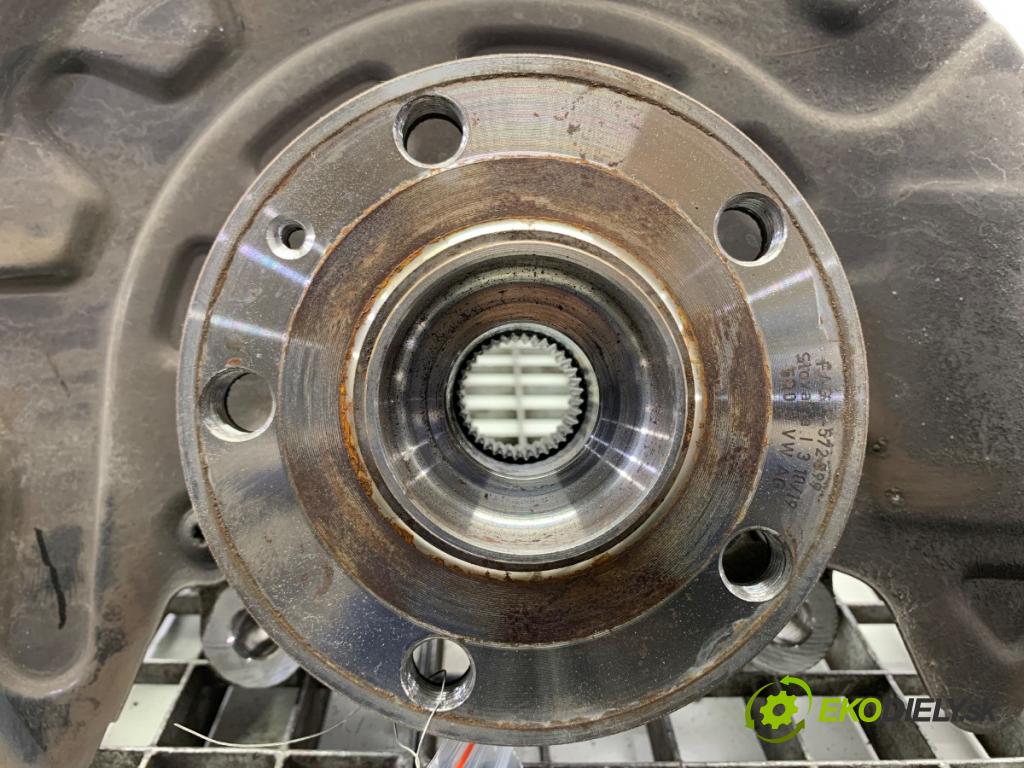 VW T-ROC SUV 2019 110 kW 2.0 TDI 1968 náboj levý přední část