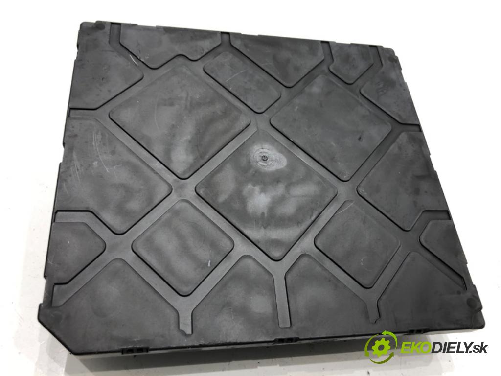 VW T-ROC SUV 2019 110 kW 2.0 TDI 1968 Modul BORDNETZ 5Q0937084DC (Riadiaca jednotka ostatné)