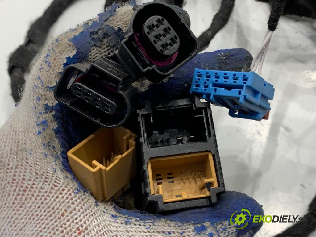 VW T-ROC SUV 2019 110 kW 2.0 TDI 1968 Káblovačka dverí kufra zad 2GA971147AA