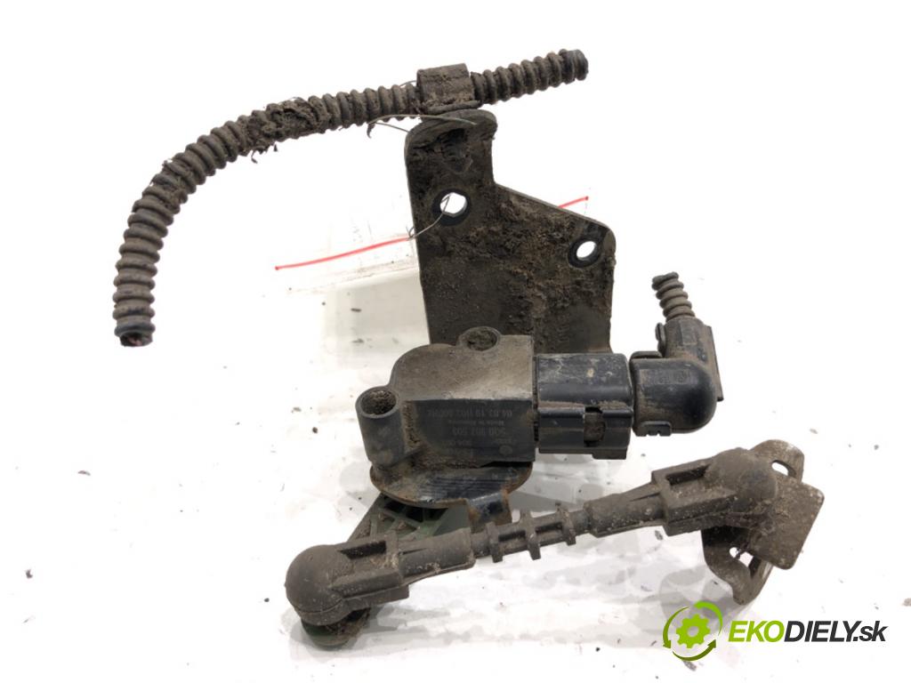 VW T-ROC SUV 2019 110 kW 2.0 TDI 1968 Snímač XENON zad ľavy 5Q0907503