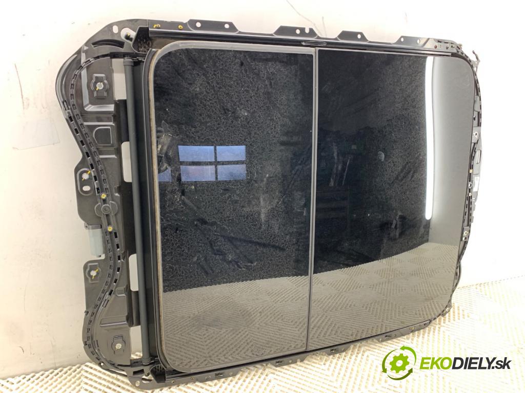 VW T-ROC SUV 2019 110 kW 2.0 TDI 1968 střešní okno 2GA877041A (Sklo karoserie)