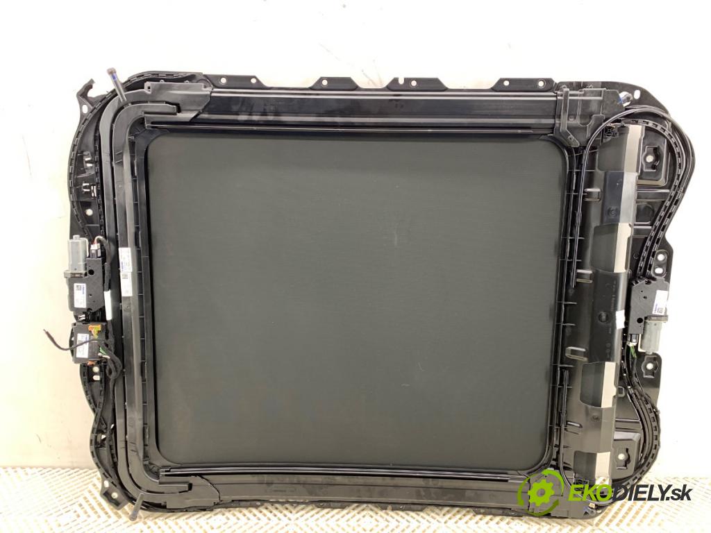 VW T-ROC SUV 2019 110 kW 2.0 TDI 1968 střešní okno 2GA877041A (Sklo karoserie)