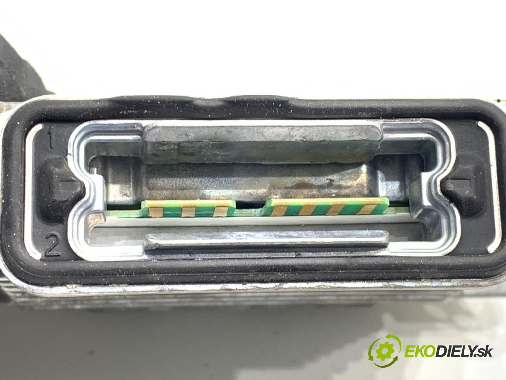 JEEP GRAND CHEROKEE WK SUV 2015 184 kW 3.0 CRD V6 4x4 2987 Menič XENON 89089352 (Riadiaca jednotka xenónu)