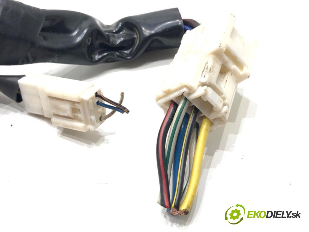 SUZUKI JIMNY III samochód terenowy zamknięty 2009 63 kW 1.5 DDiS 4x4 1461 spinačka 37120-84A10 (Spínacia skrinka)