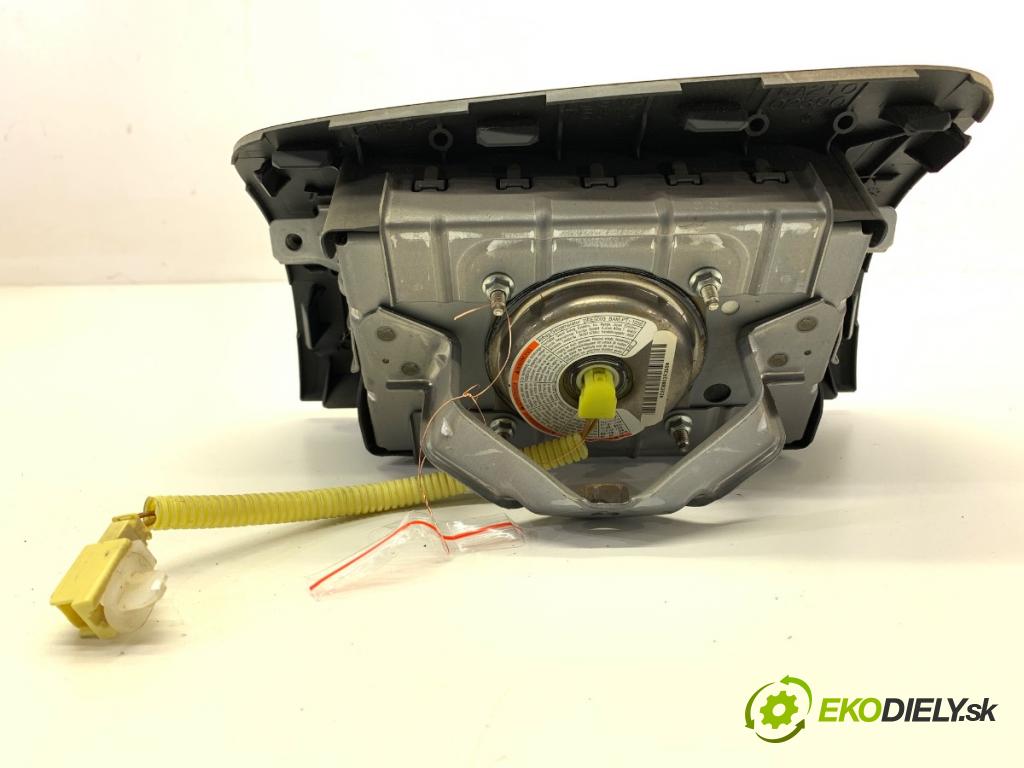 SUZUKI JIMNY III samochód terenowy zamknięty 2009 63 kW 1.5 DDiS 4x4 1461 AirBag spolujezdce 73910-76J10 (Airbag)