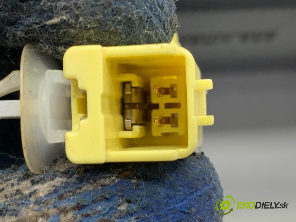 SUZUKI JIMNY III samochód terenowy zamknięty 2009 63 kW 1.5 DDiS 4x4 1461 AirBag spolujezdce 73910-76J10 (Airbag)