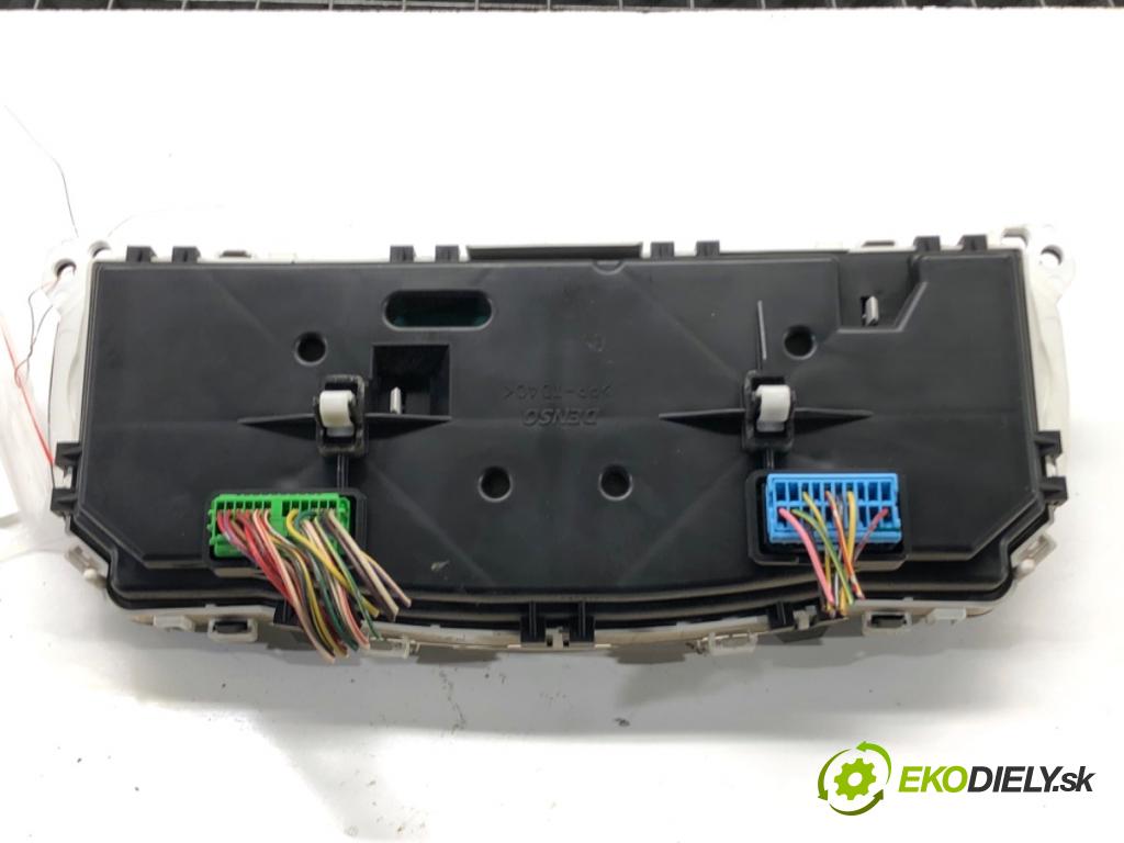 SUZUKI JIMNY III samochód terenowy zamknięty 2009 63 kW 1.5 DDiS 4x4 1461 Prístrojovka 34110-61LC0 (Prístrojová doska)