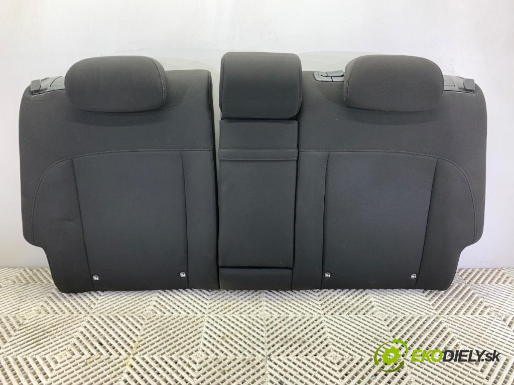 HYUNDAI KONA (SX2) 2025 150 kW EV (n/d ccm / 150 kW / 204 KM) 0 Sedadlo druhý rad