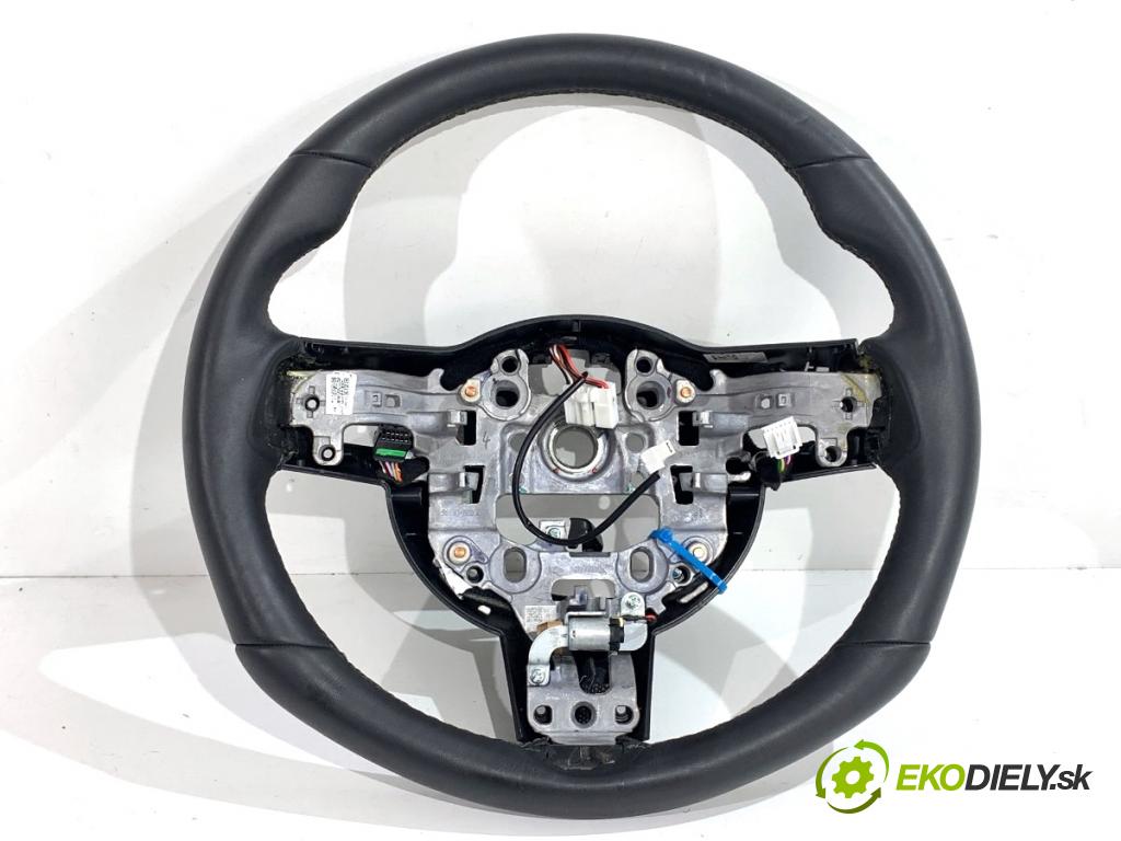 HYUNDAI KONA (SX2)  2025 150 kW EV   (n/d ccm / 150 kW / 204 KM) 0 Volant  (Volant)