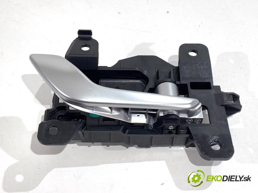 HYUNDAI KONA (SX2)  2025 150 kW EV   (n/d ccm / 150 kW / 204 KM) 0 Kľučka vnútorná pravy predný 82623-BE010