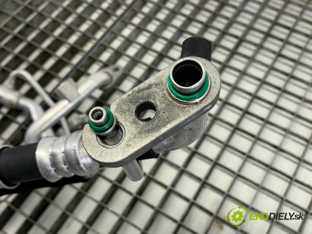 HYUNDAI KONA (SX2)  2025 150 kW EV   (n/d ccm / 150 kW / 204 KM) 0 rúrka klimatizace 97775-HF120 (Trubka klimatizace)