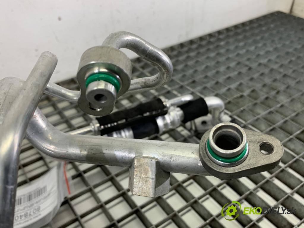 HYUNDAI KONA (SX2)  2025 150 kW EV   (n/d ccm / 150 kW / 204 KM) 0 rúrka klimatizace 97775-HF120 (Trubka klimatizace)