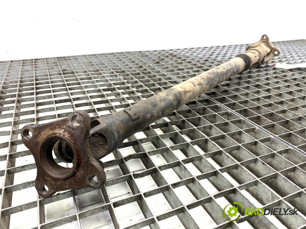 SUZUKI JIMNY III samochód terenowy zamknięty 2009 63 kW 1.5 DDiS 4x4 1461 kardaň hřídel hnací přední část