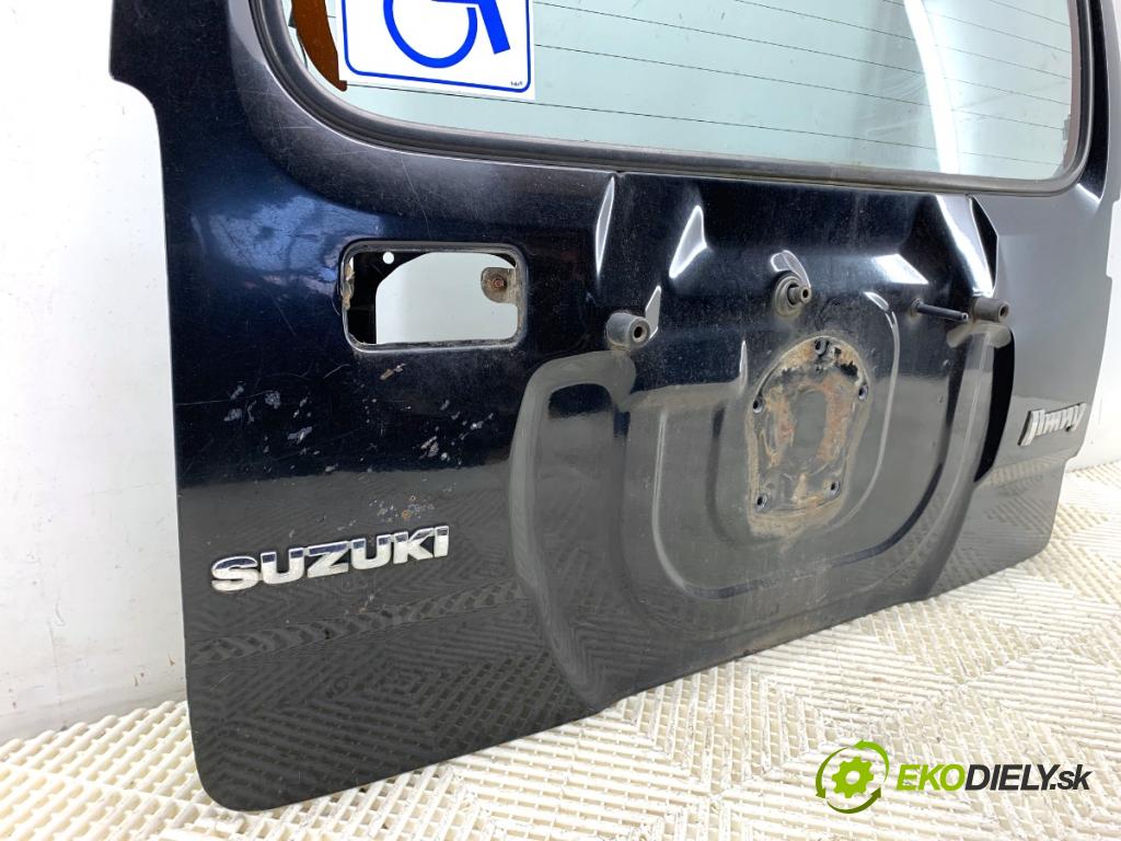 SUZUKI JIMNY III samochód terenowy zamknięty 2009 63 kW 1.5 DDiS 4x4 1461 kapota zadní část