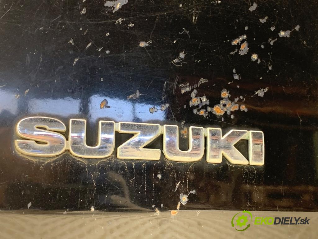 SUZUKI JIMNY III samochód terenowy zamknięty 2009 63 kW 1.5 DDiS 4x4 1461 kapota zadní část